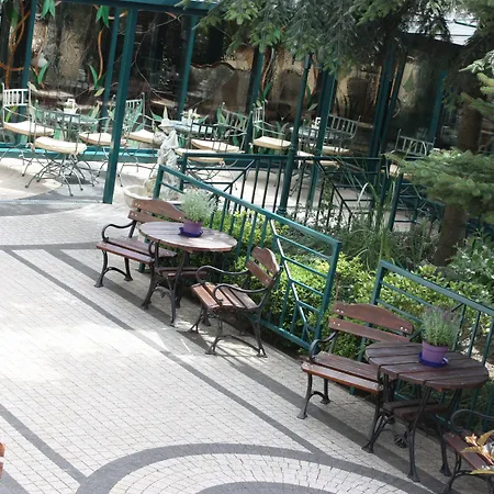 Hotel Mat's 3*