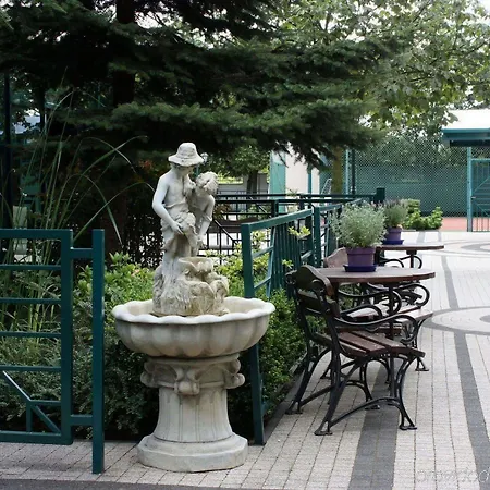Mat's Hotel Poznań