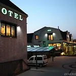 Mat's Hotell