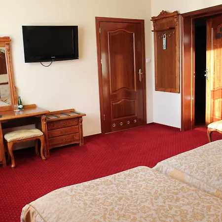 Hotel Mat's 3*