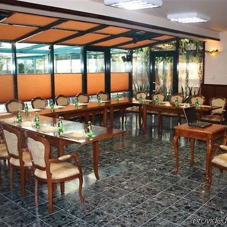 Mat's Hotel Poznan
