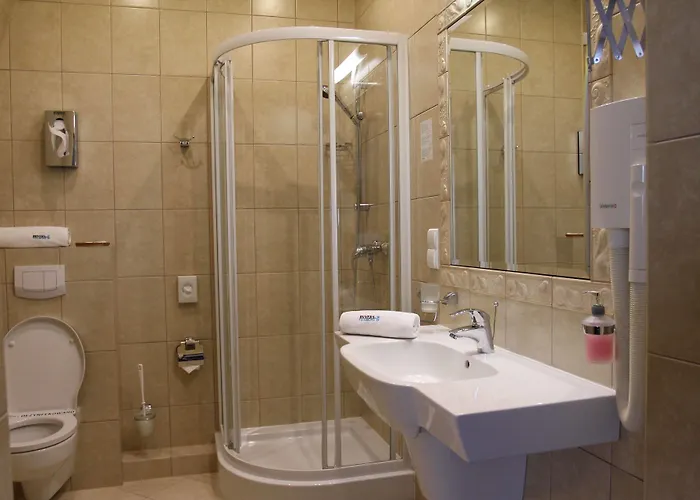 Mat's מלון פוזנן